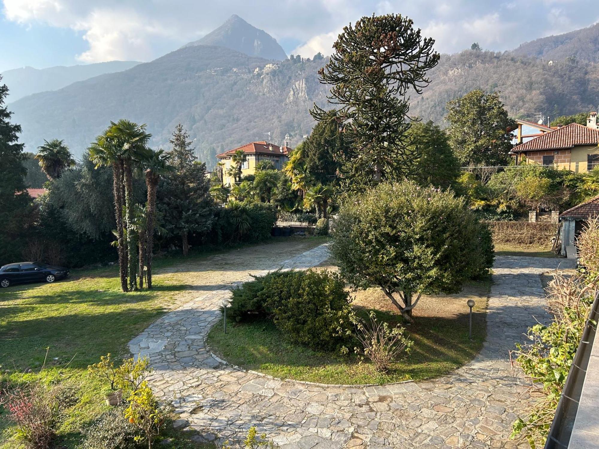 الشقق الفندقية كانيرو ريفييرافي  Residenza Dei Fiori المظهر الخارجي الصورة